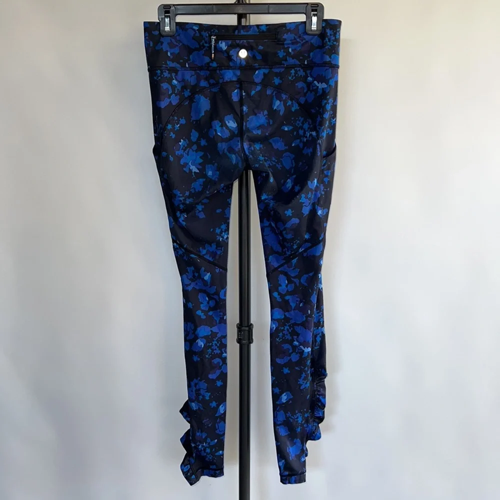 Lululemon High Rise Leggings with Leg Ruching - sz 6 - Picture 2 of 5